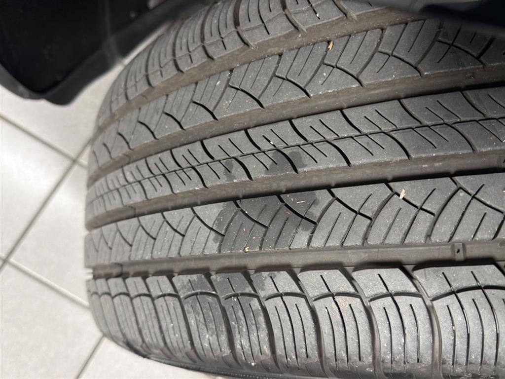 2022 Porsche Macan AWD