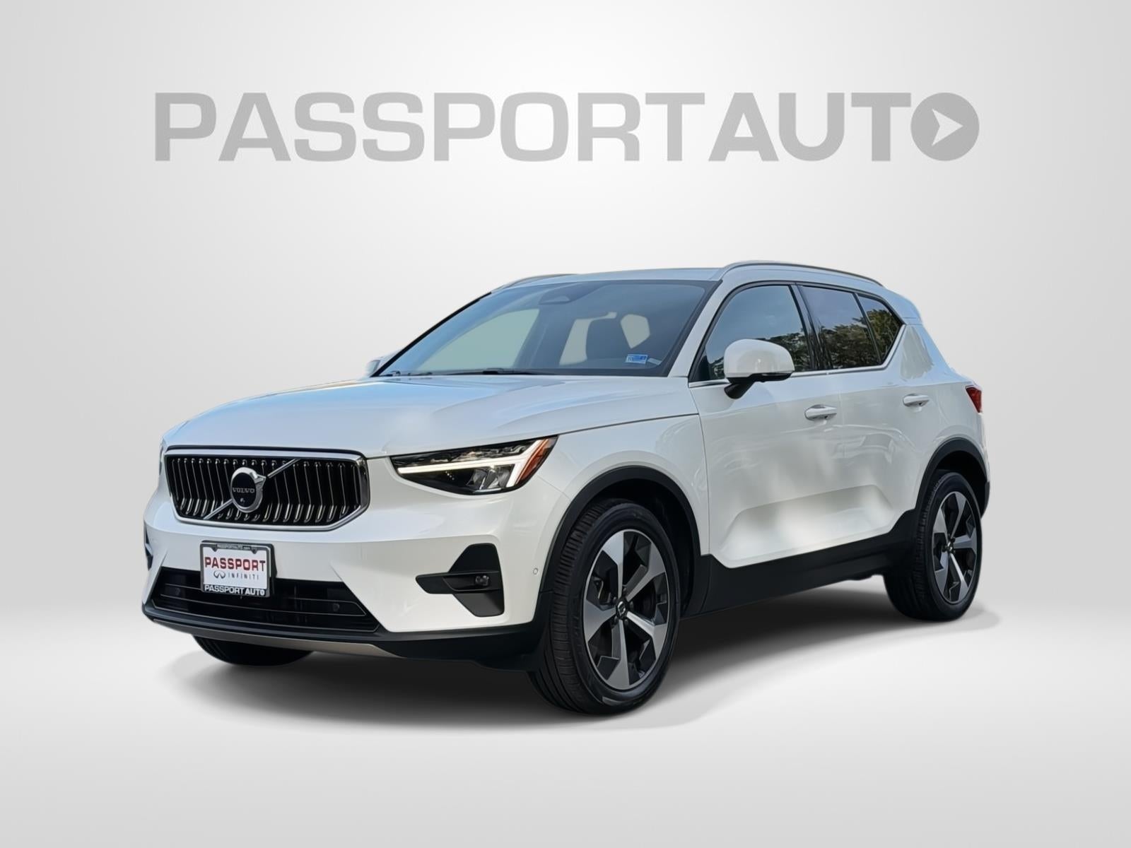 2023 Volvo XC40 Plus