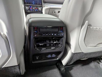 2022 Jeep Grand Cherokee Overland