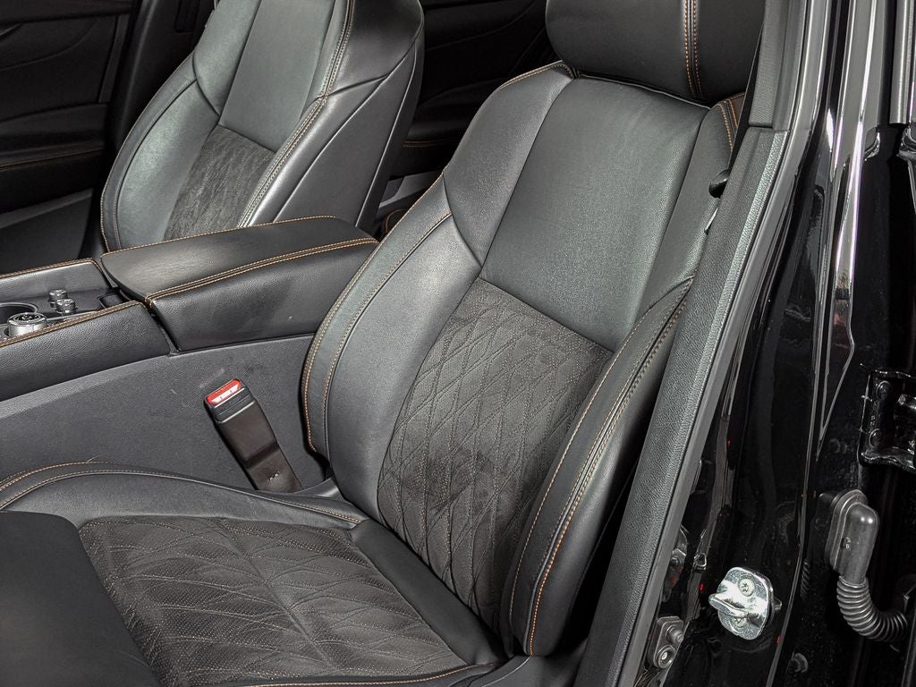 2023 Nissan Maxima SR