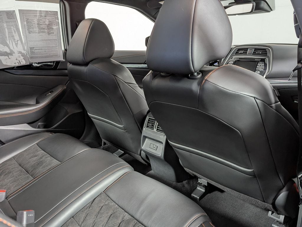 2023 Nissan Maxima SR