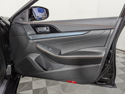 2023 Nissan Maxima SR