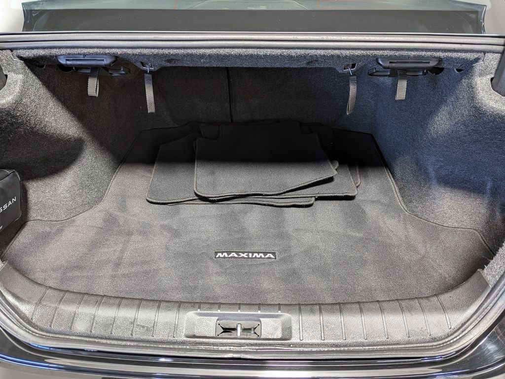 2023 Nissan Maxima SR