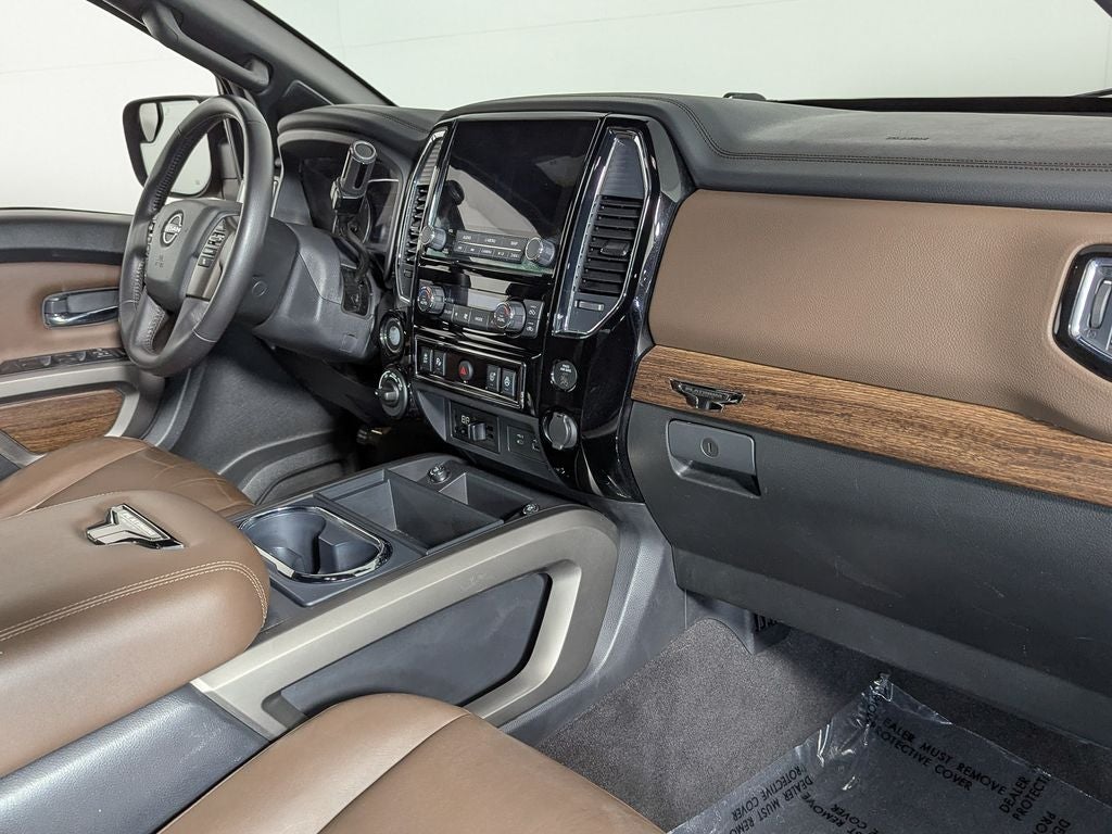 2023 Nissan Titan Platinum Reserve