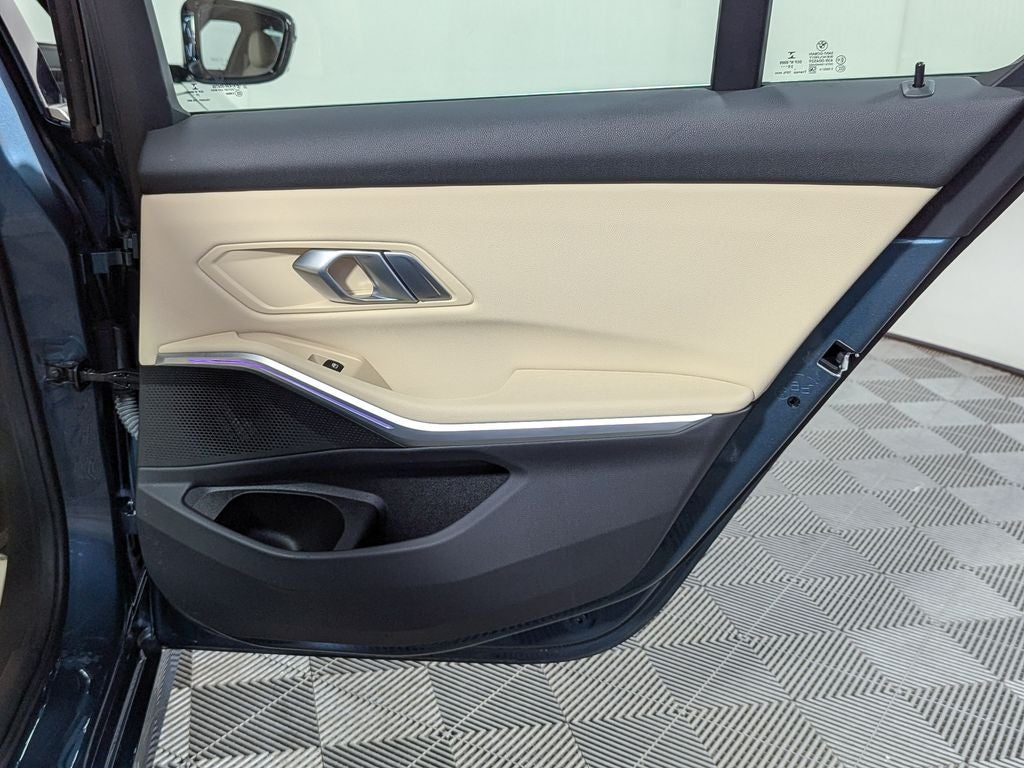 2021 BMW 330i xDrive 330i xDrive