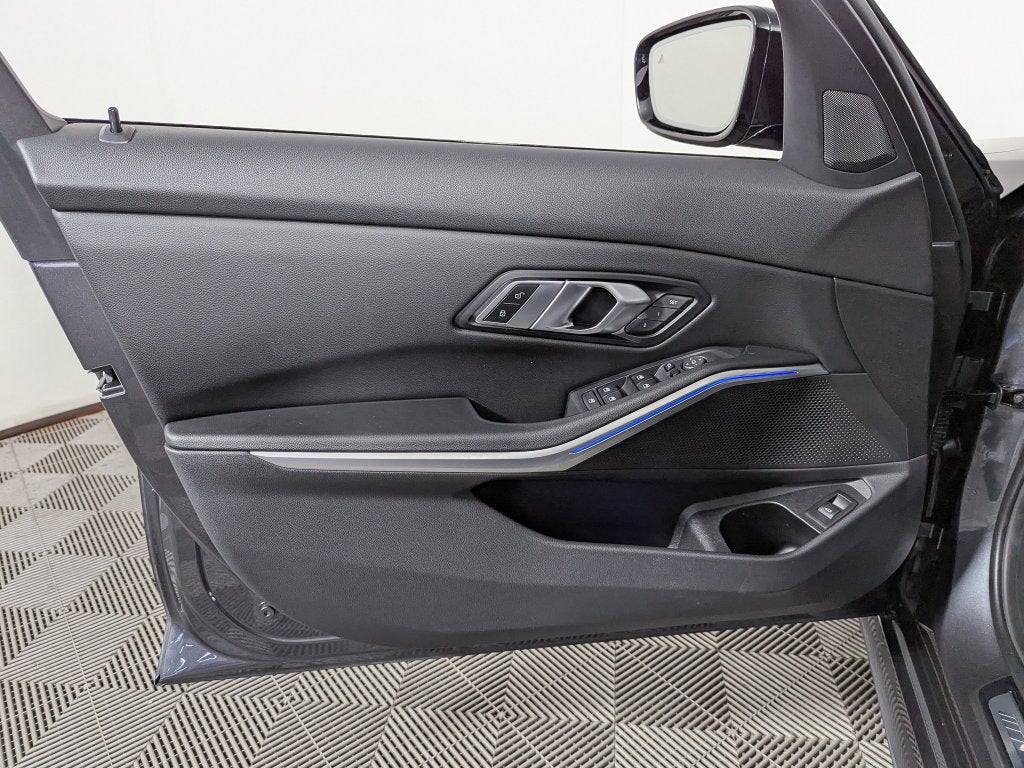 2022 BMW 330i xDrive 330i xDrive