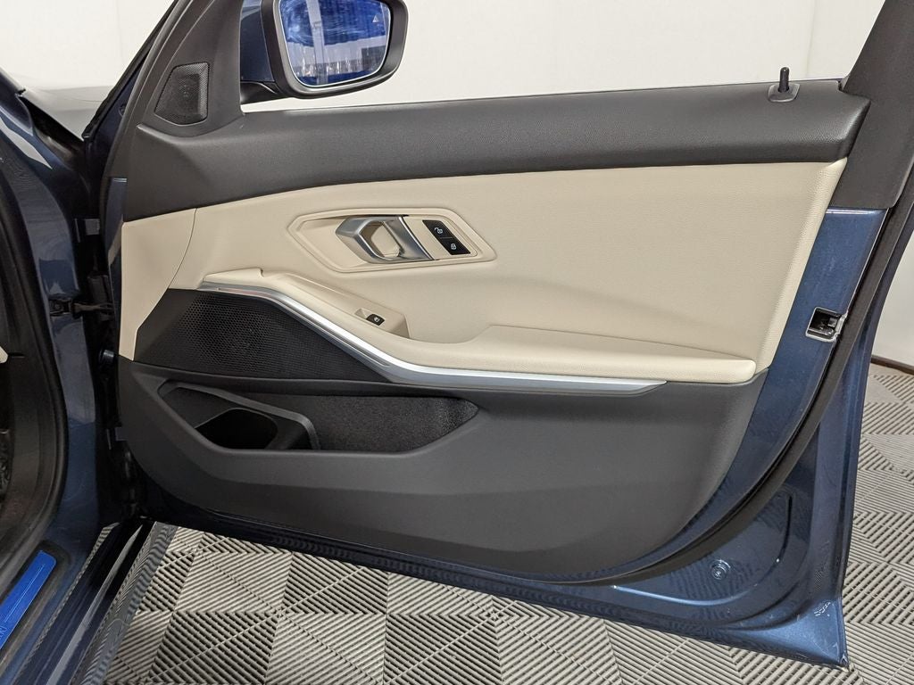 2025 BMW 330i xDrive 330i xDrive