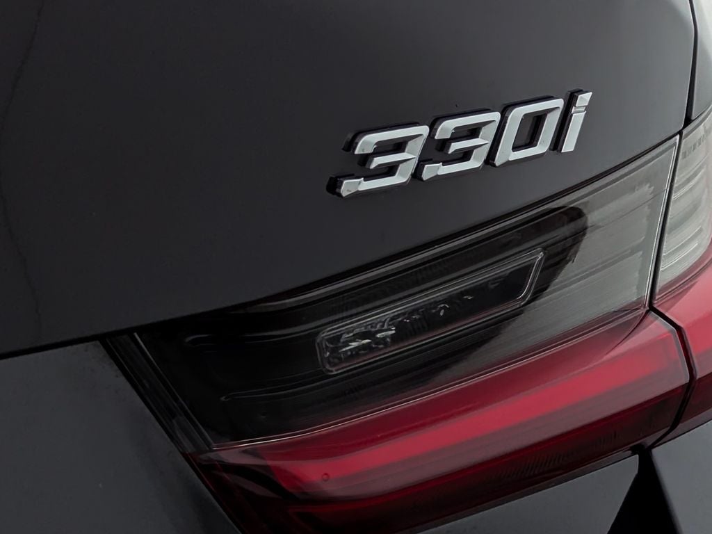 2025 BMW 3 Series 330i xDrive