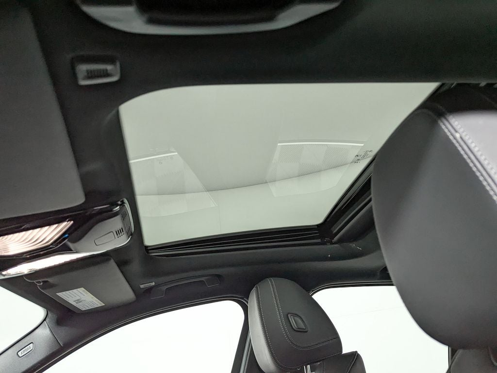 2025 BMW 330i 330i xDrive