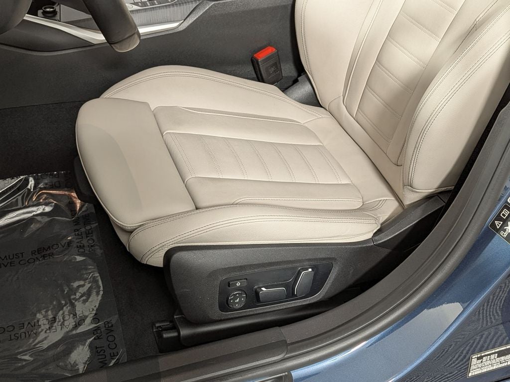 2025 BMW 330i xDrive 330i xDrive