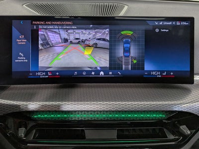 2025 BMW 330i xDrive 330i xDrive