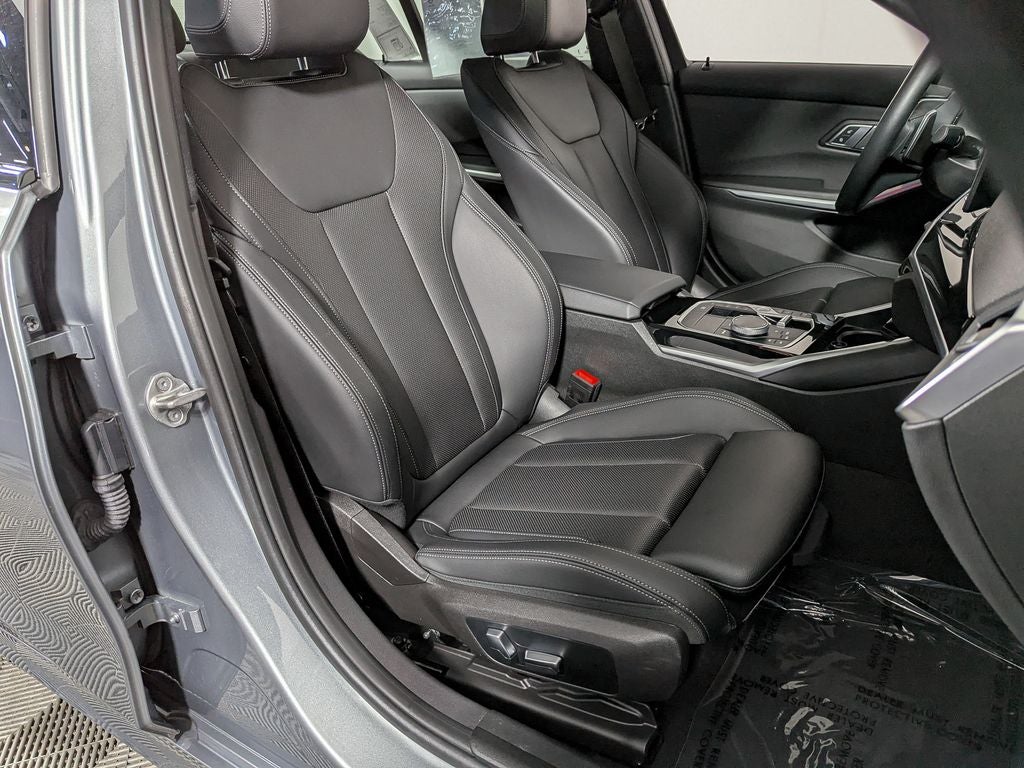 2023 BMW 330i xDrive 330i xDrive
