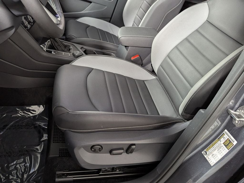 2024 Volkswagen Taos 1.5T SEL