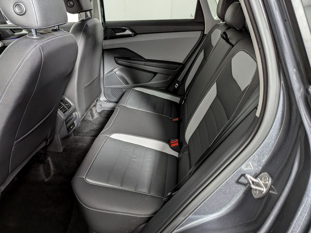 2024 Volkswagen Taos 1.5T SEL