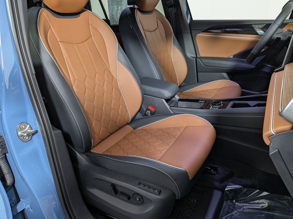 2026 Volkswagen Tiguan 2.0T SEL R-Line