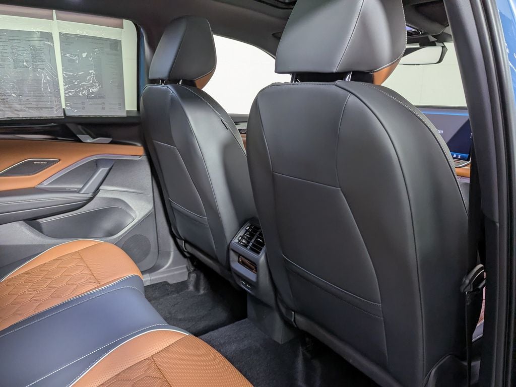 2026 Volkswagen Tiguan 2.0T SEL R-Line