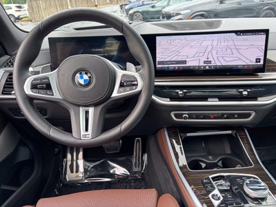 2025 BMW X5 M60i