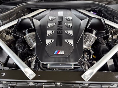 2025 BMW X5 M60i