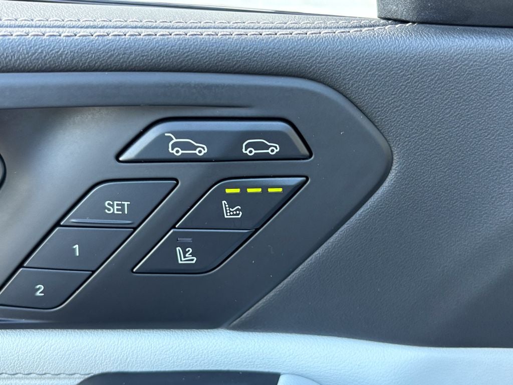 2024 BMW X6 xDrive40i