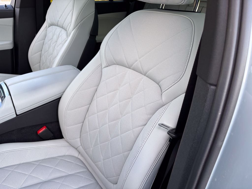 2024 BMW X6 xDrive40i