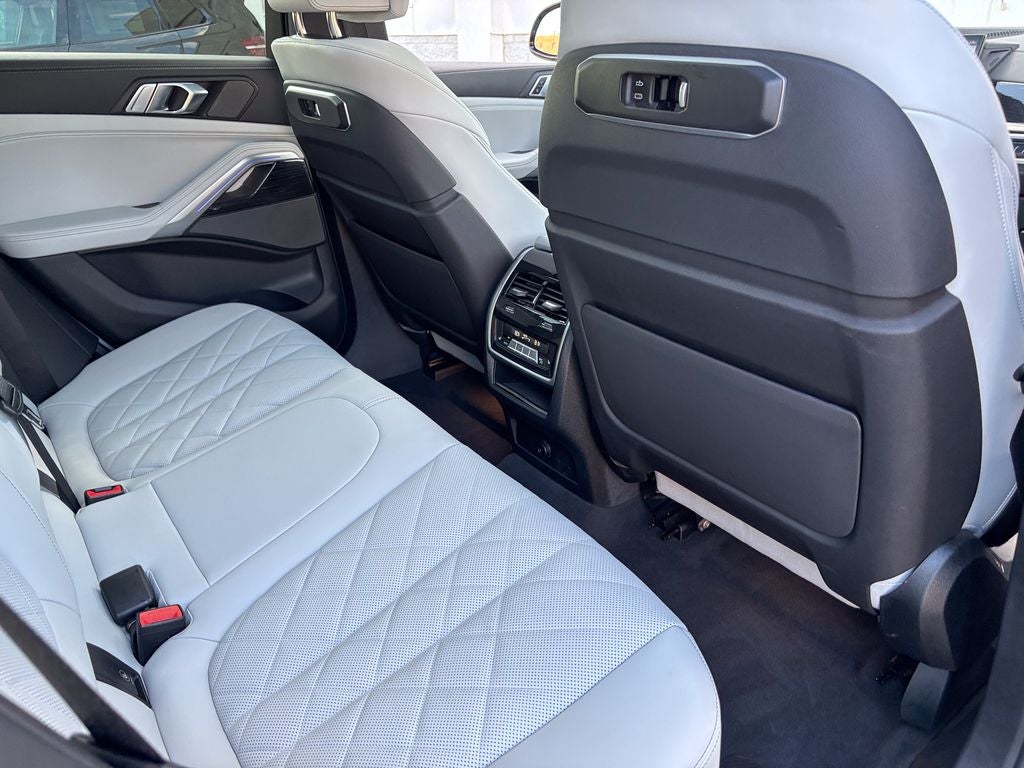 2024 BMW X6 xDrive40i