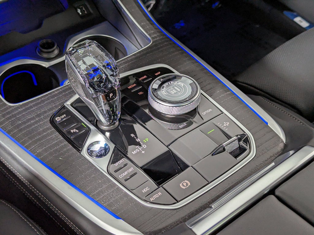 2026 BMW B7 ALPINA XB7