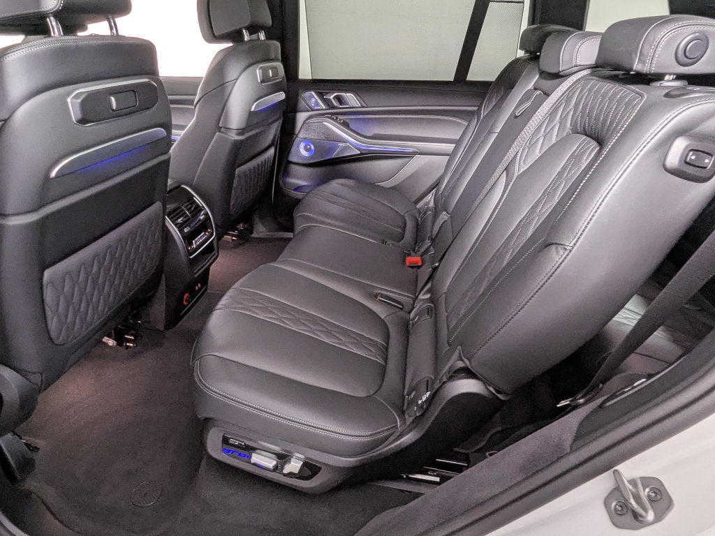 2026 BMW B7 ALPINA XB7