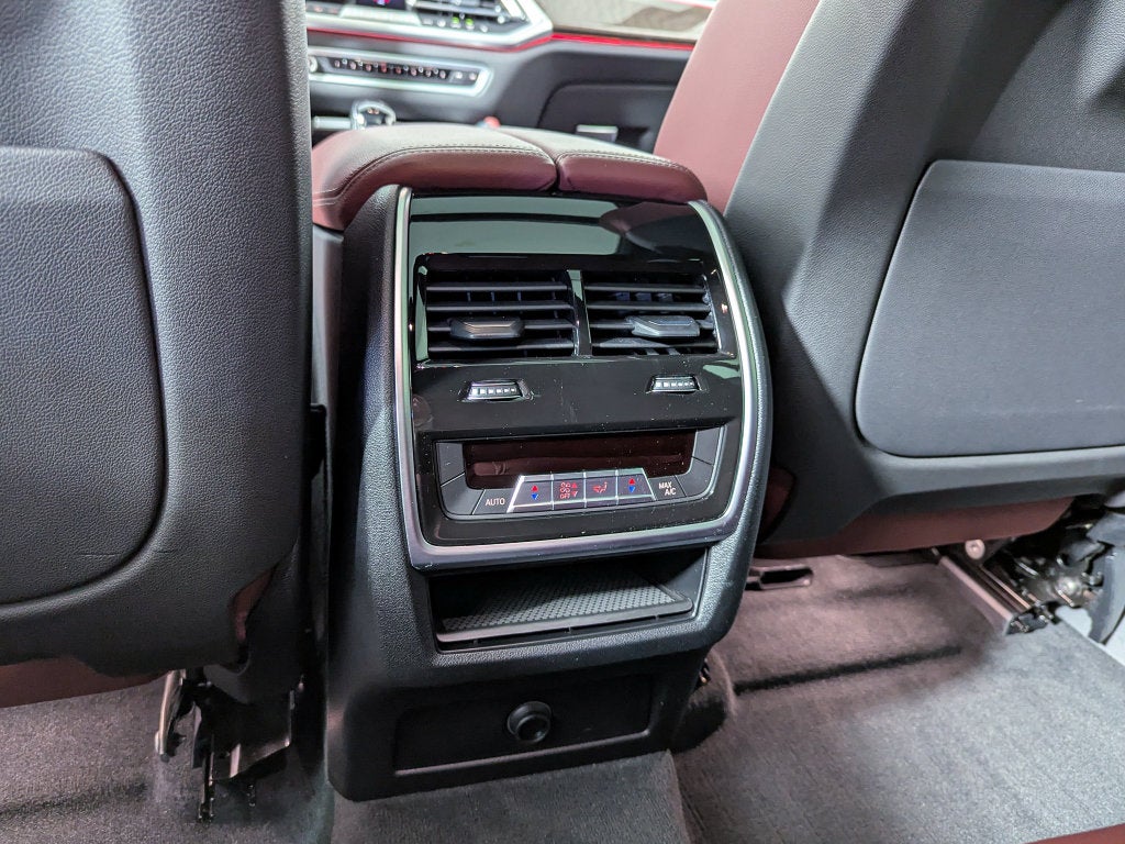 2022 BMW X6 xDrive40i