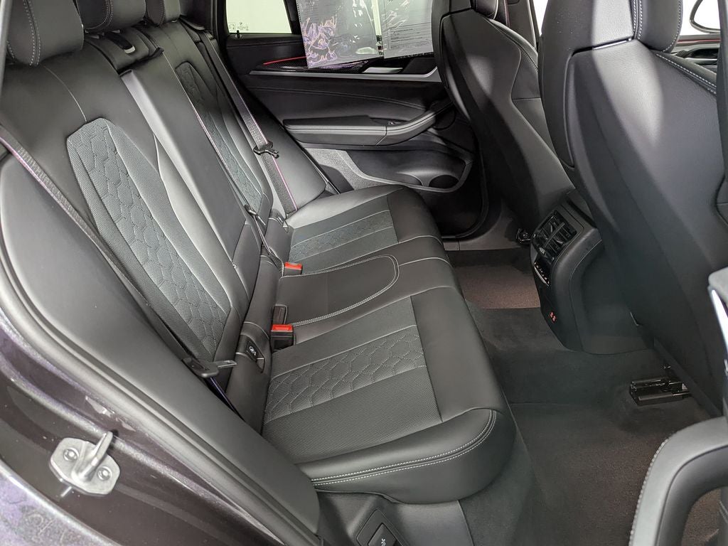 2024 BMW X4 Base