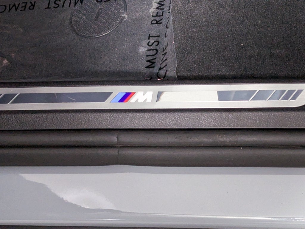 2024 BMW XM Label