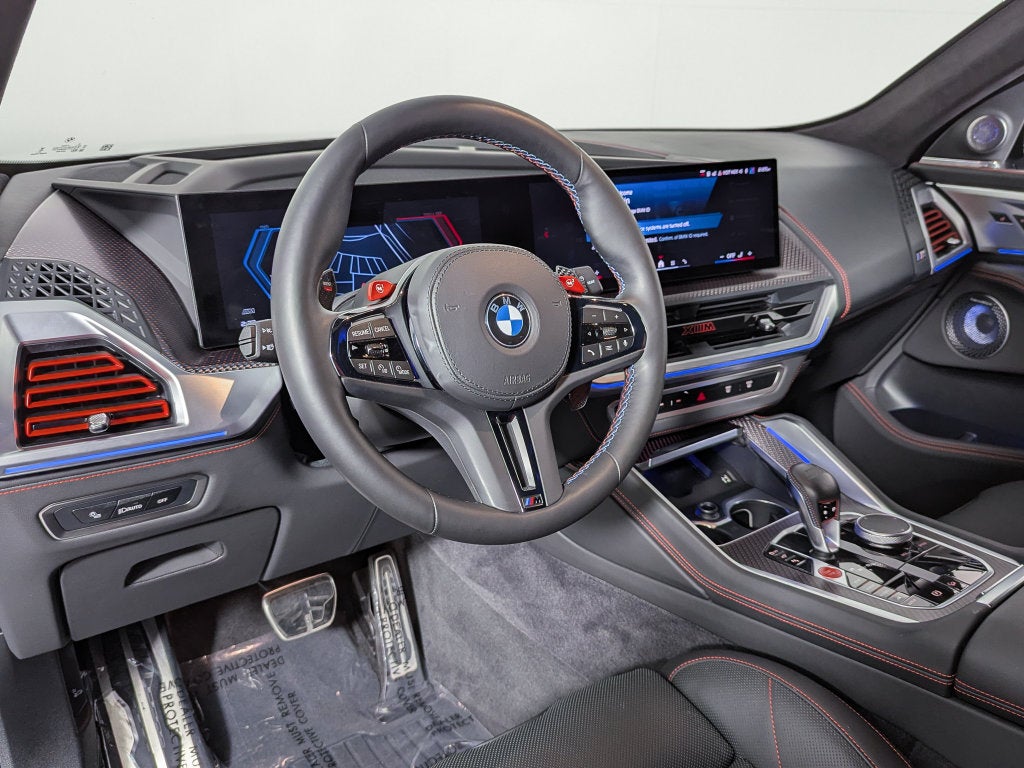 2024 BMW XM Label