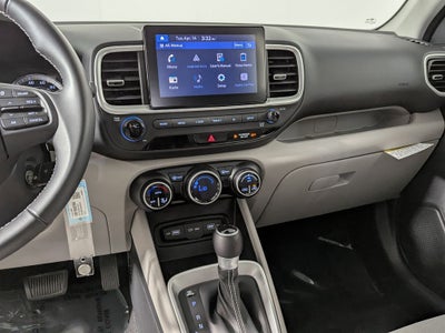 2022 Hyundai Venue SEL