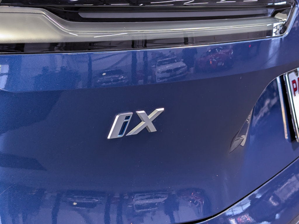 2024 BMW iX xDrive50