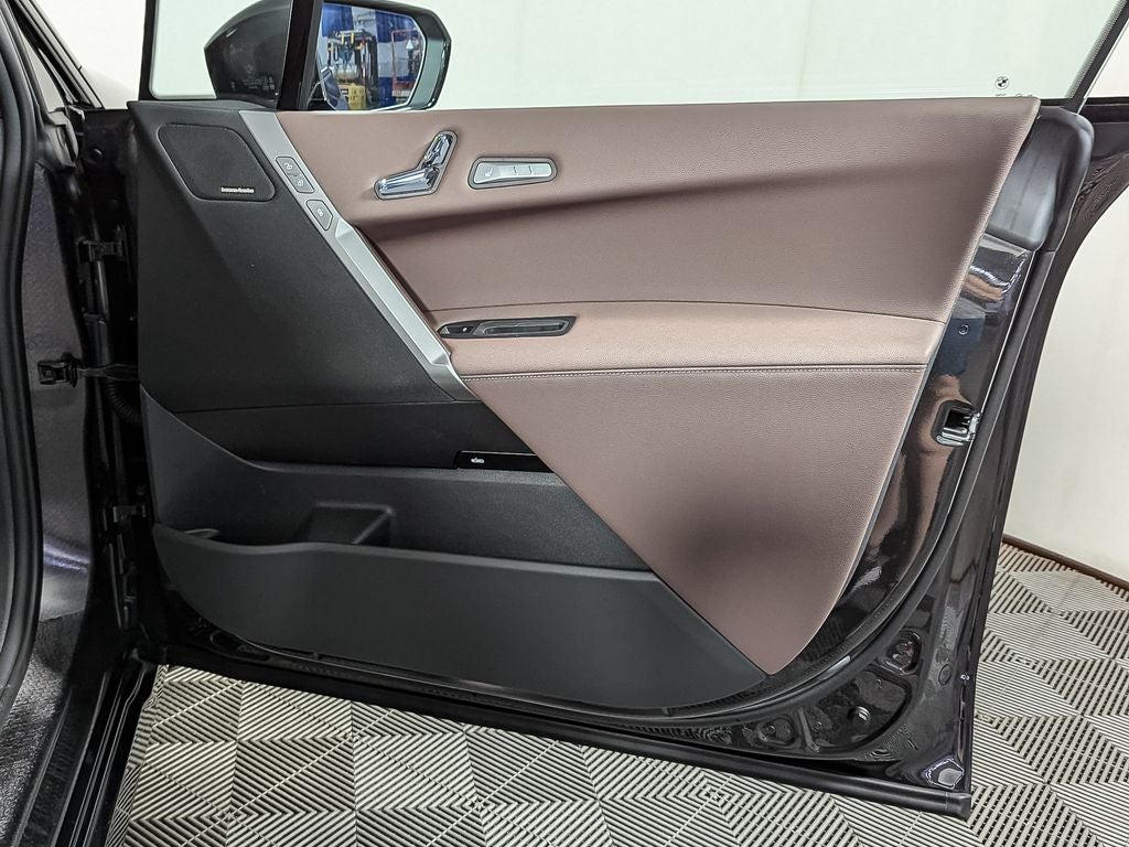 2025 BMW iX xDrive50 xDrive50