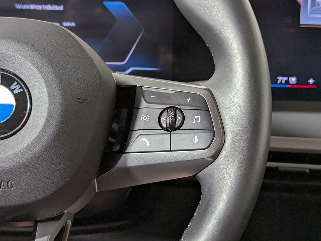 2025 BMW iX xDrive50