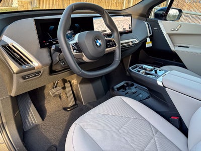 2026 BMW iX xDrive60
