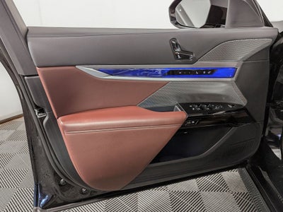 2023 BMW 7 Series 740i