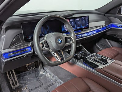 2023 BMW 7 Series 740i