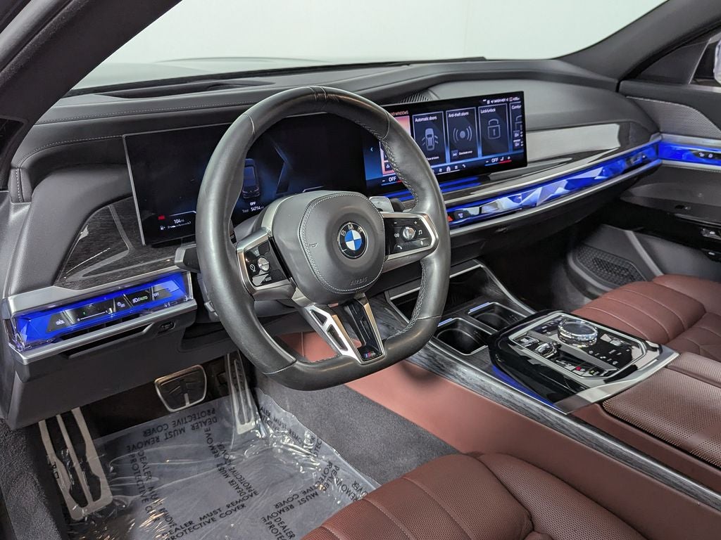 2023 BMW 7 Series 740i