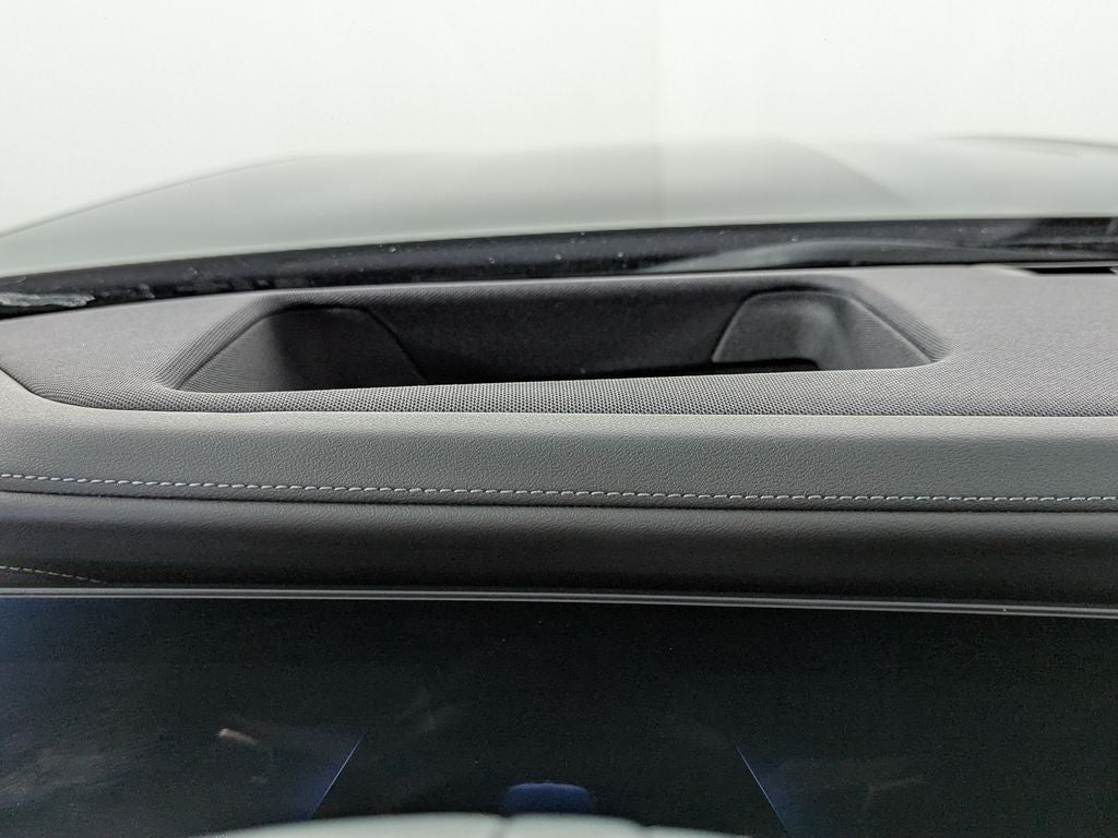 2023 BMW 7 Series 740i