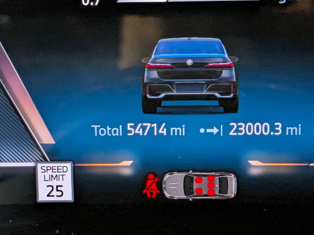 2023 BMW 7 Series 740i