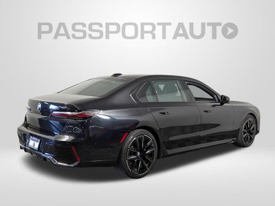 2023 BMW 7 Series 740i