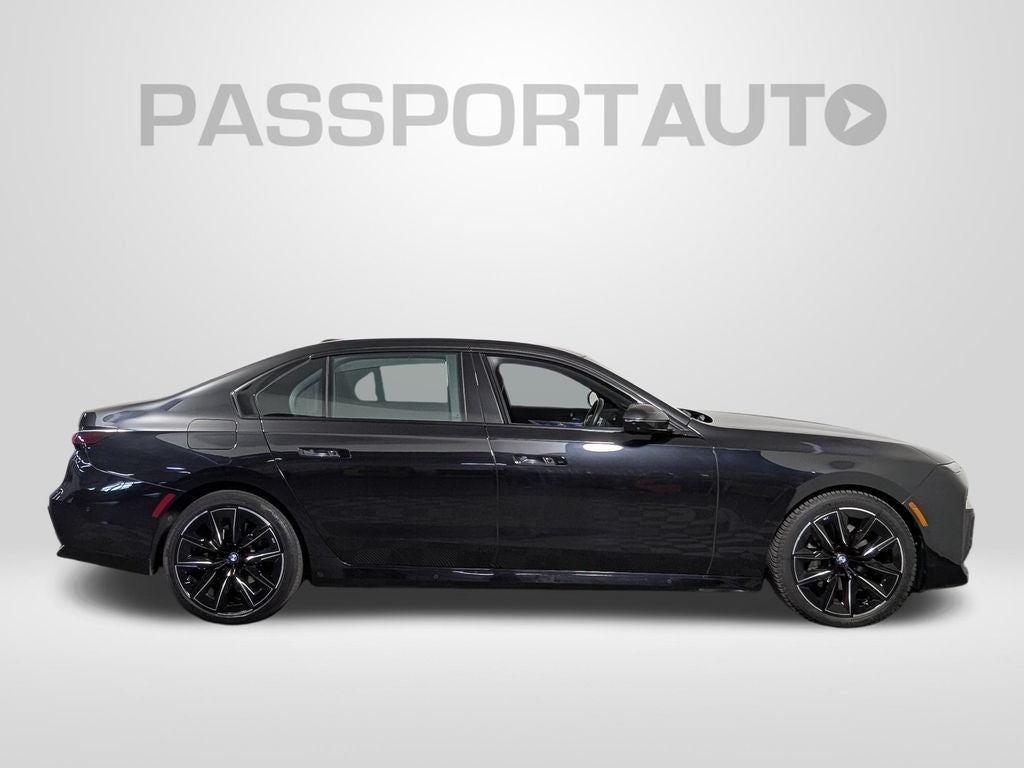 2023 BMW 7 Series 740i