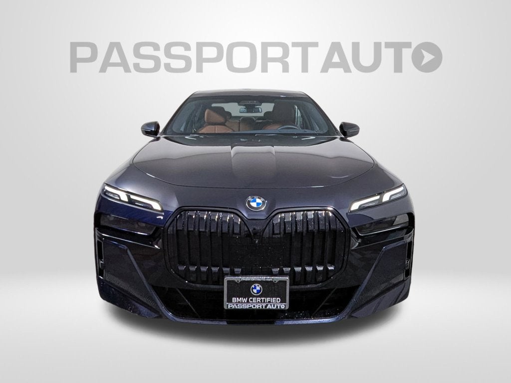 2023 BMW 740i 740i