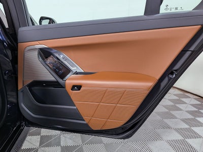 2023 BMW 740i 740i