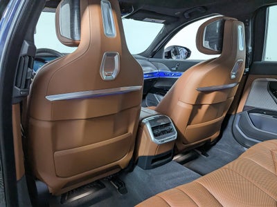 2023 BMW 740i 740i