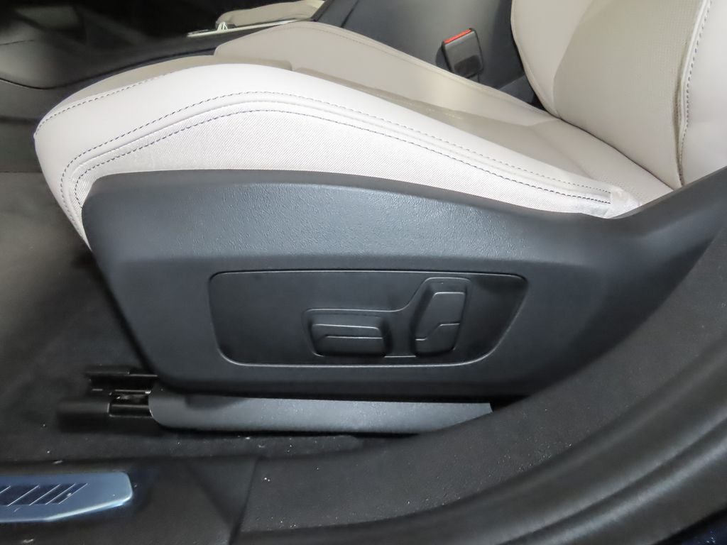 2025 BMW 2 Series M235i xDrive