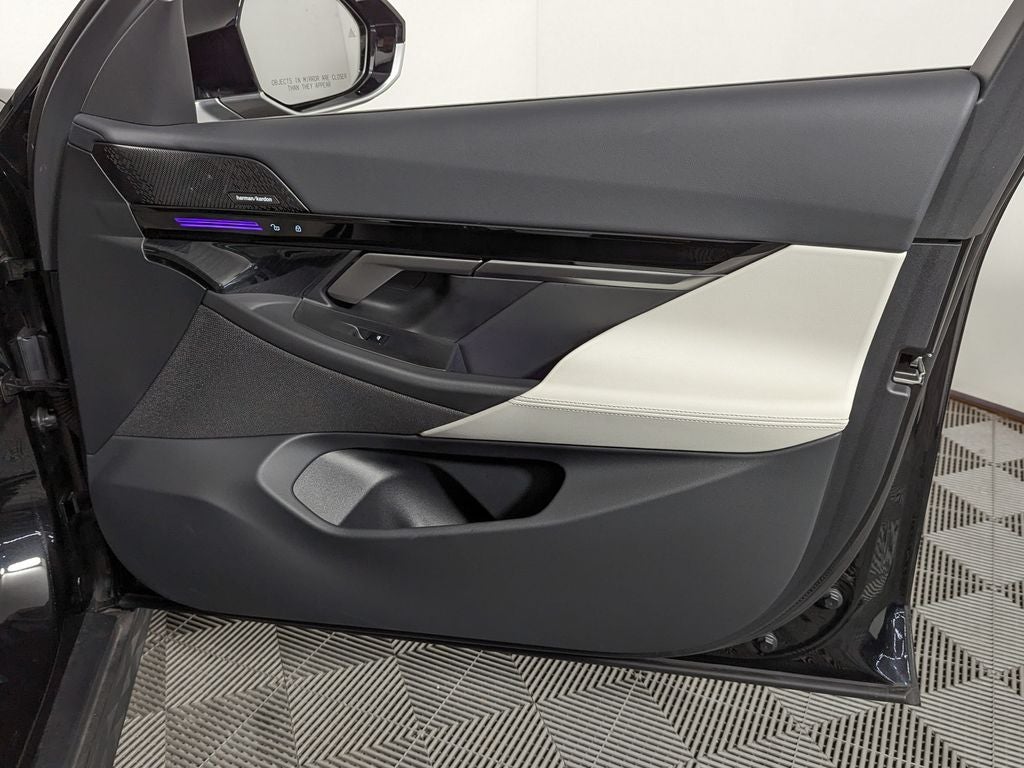 2025 BMW 530i xDrive 530i xDrive