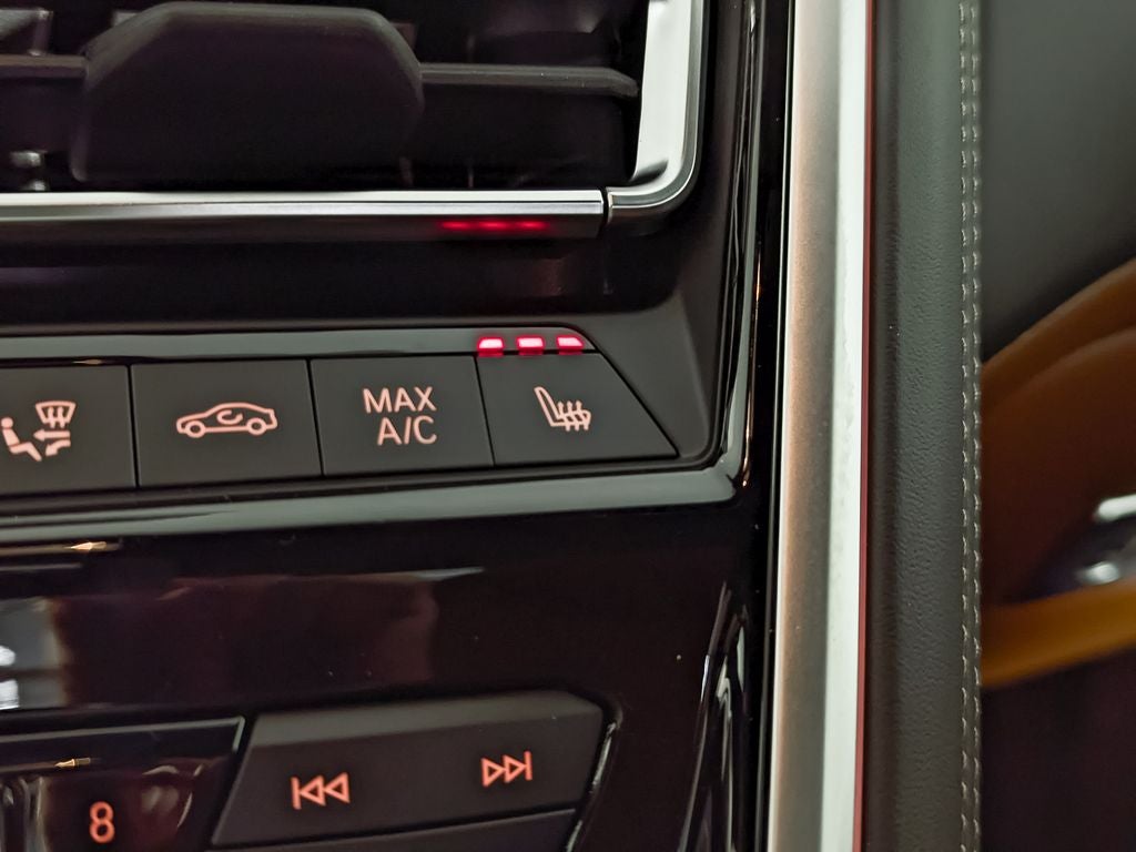 2026 BMW 8 Series 840i