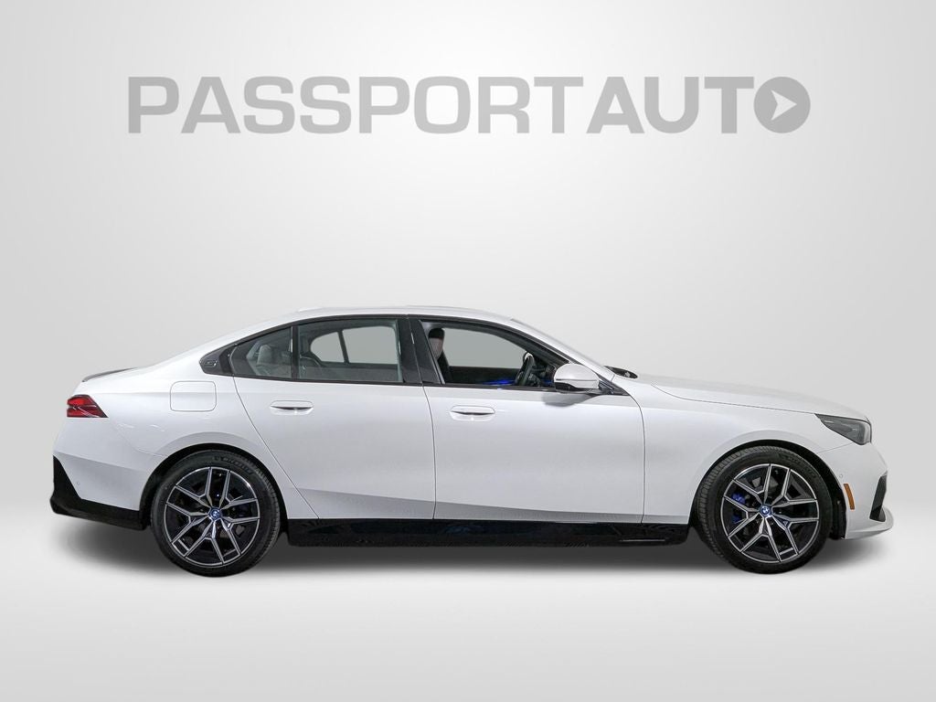 2025 BMW i5 xDrive40 xDrive40